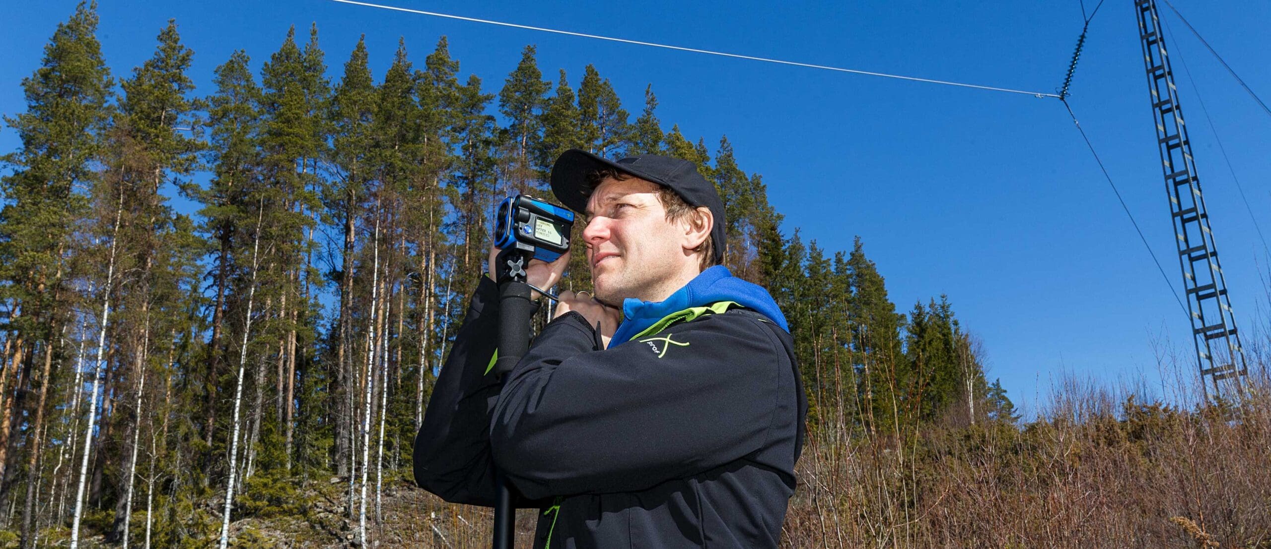 Tree surveyor using a Haglof Laser Geo device